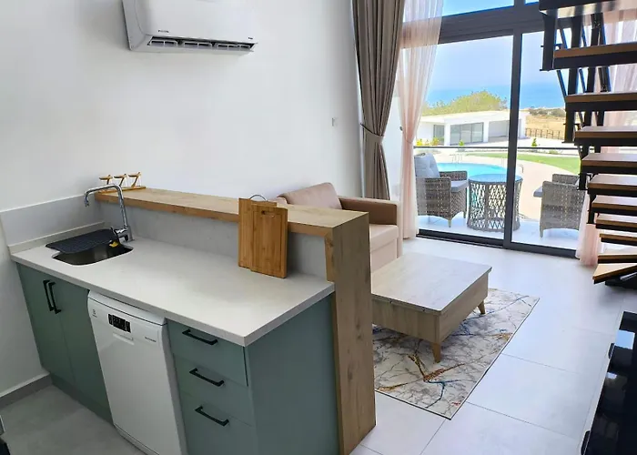 Two Bedroom, Two Bathroom Luxury Loft In North Cyprus Esentepe Apartmán Vokolidha