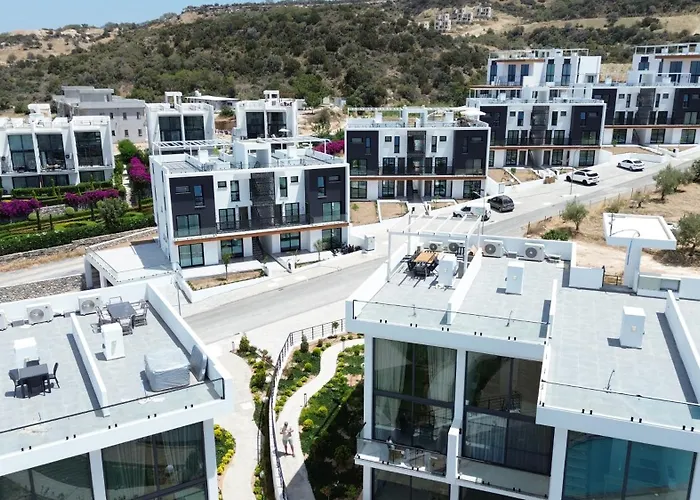 Two Bedroom, Two Bathroom Luxury Loft In North Cyprus Esentepe Apartmán